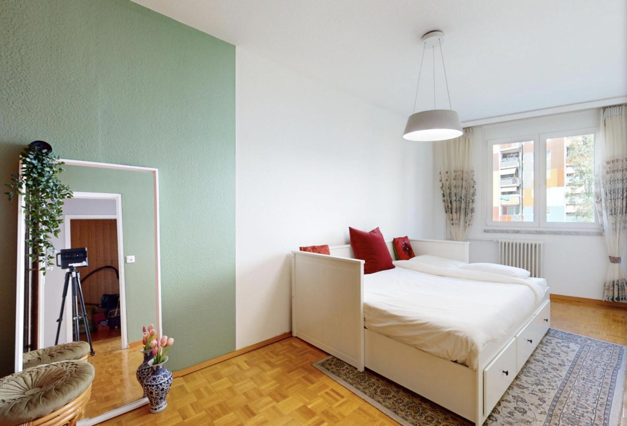 Appartement Spacious Two-bedroom *